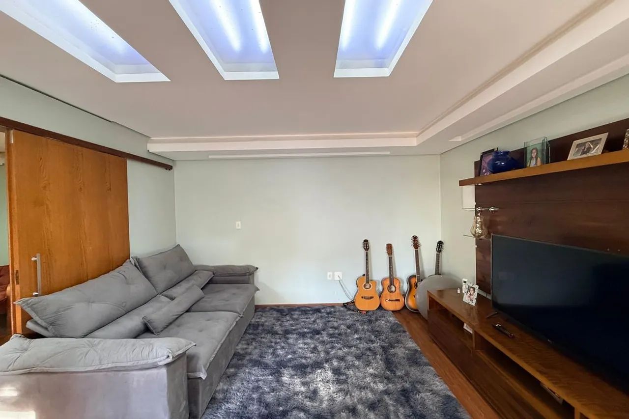 Casa à Venda - Caiçaras, 5 Quartos, 639 m2 - Foto 2