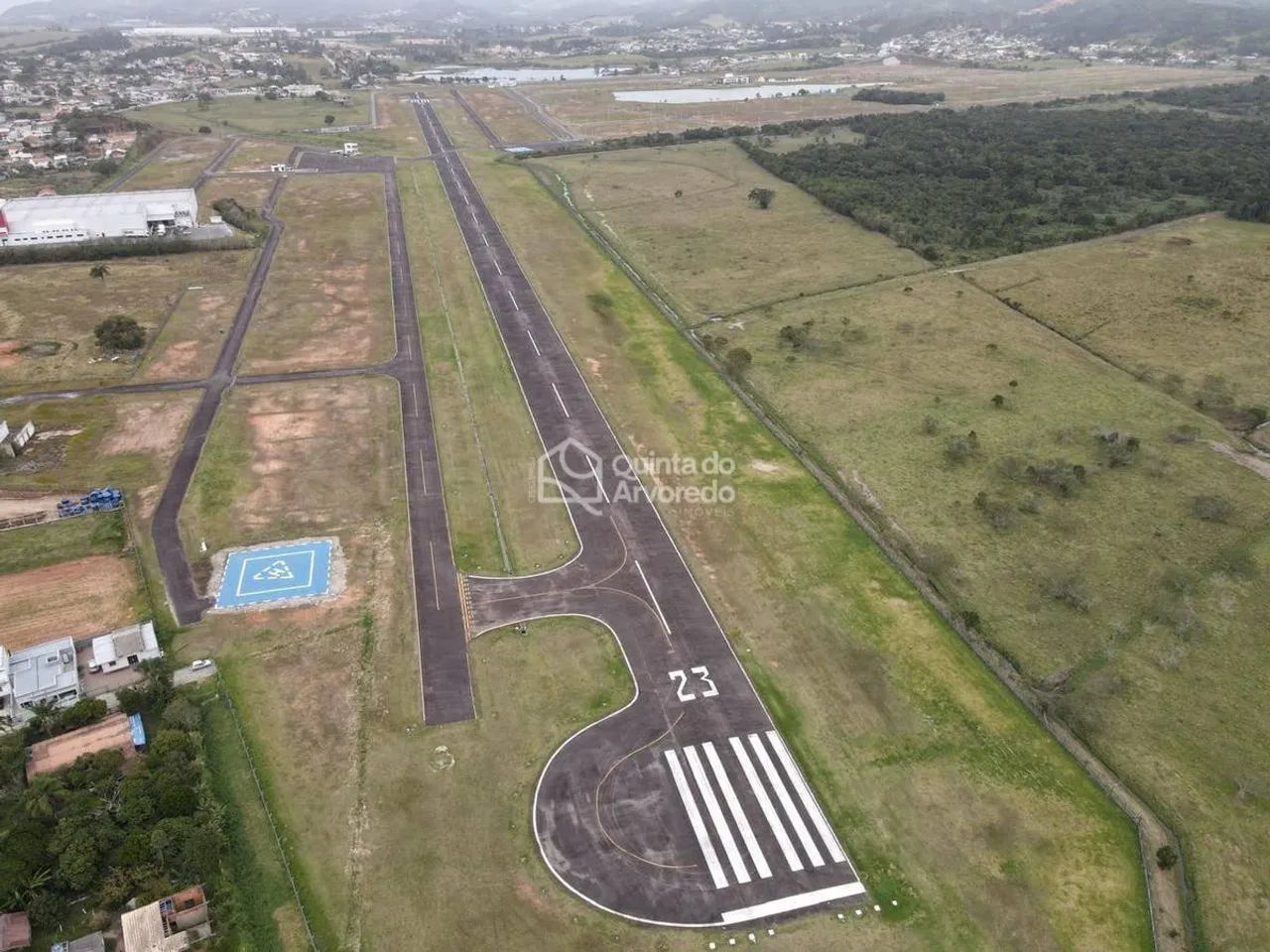 Hangar Fly Ville - Foto 3