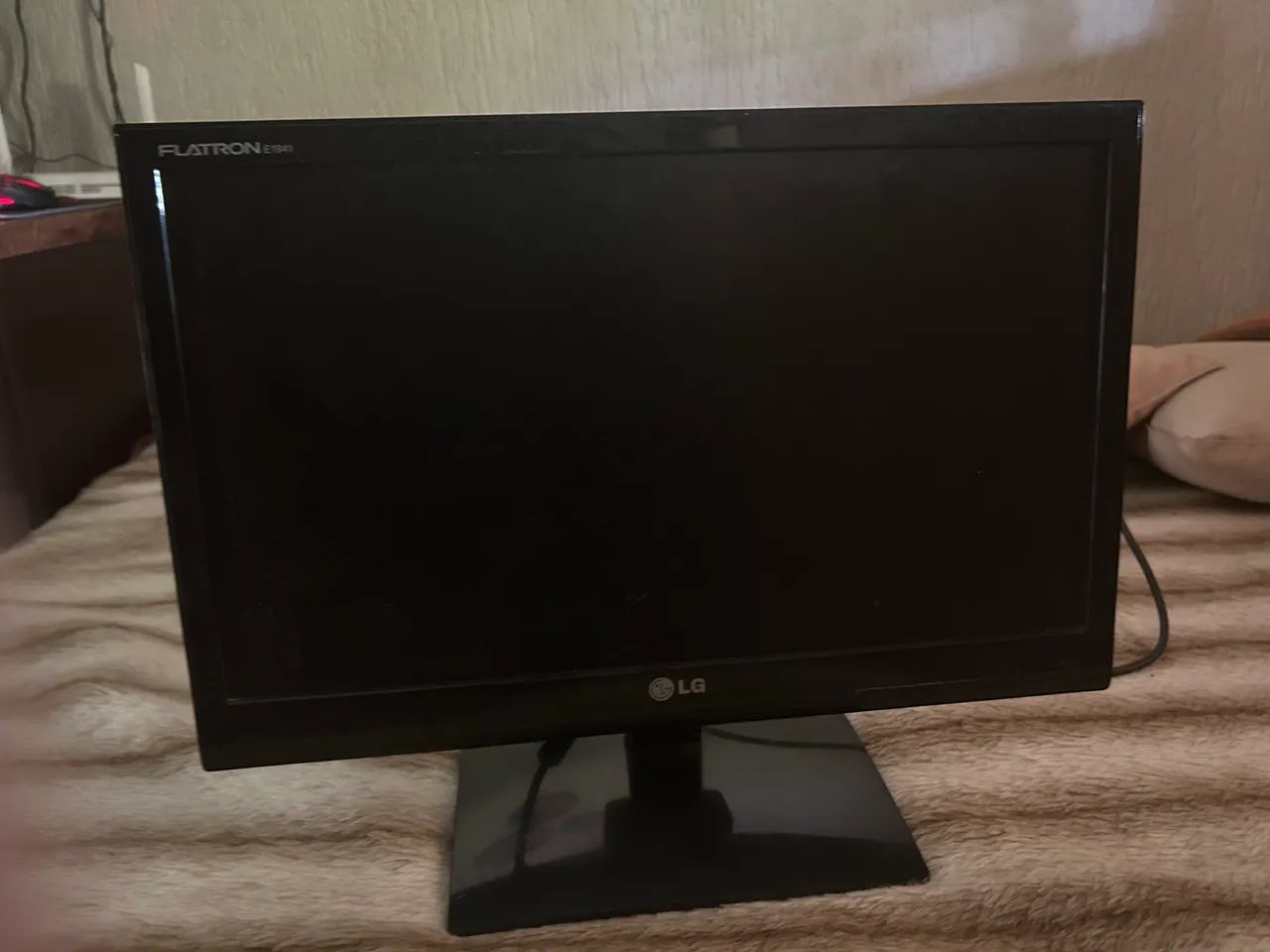 Monitor LG Flatron E1941