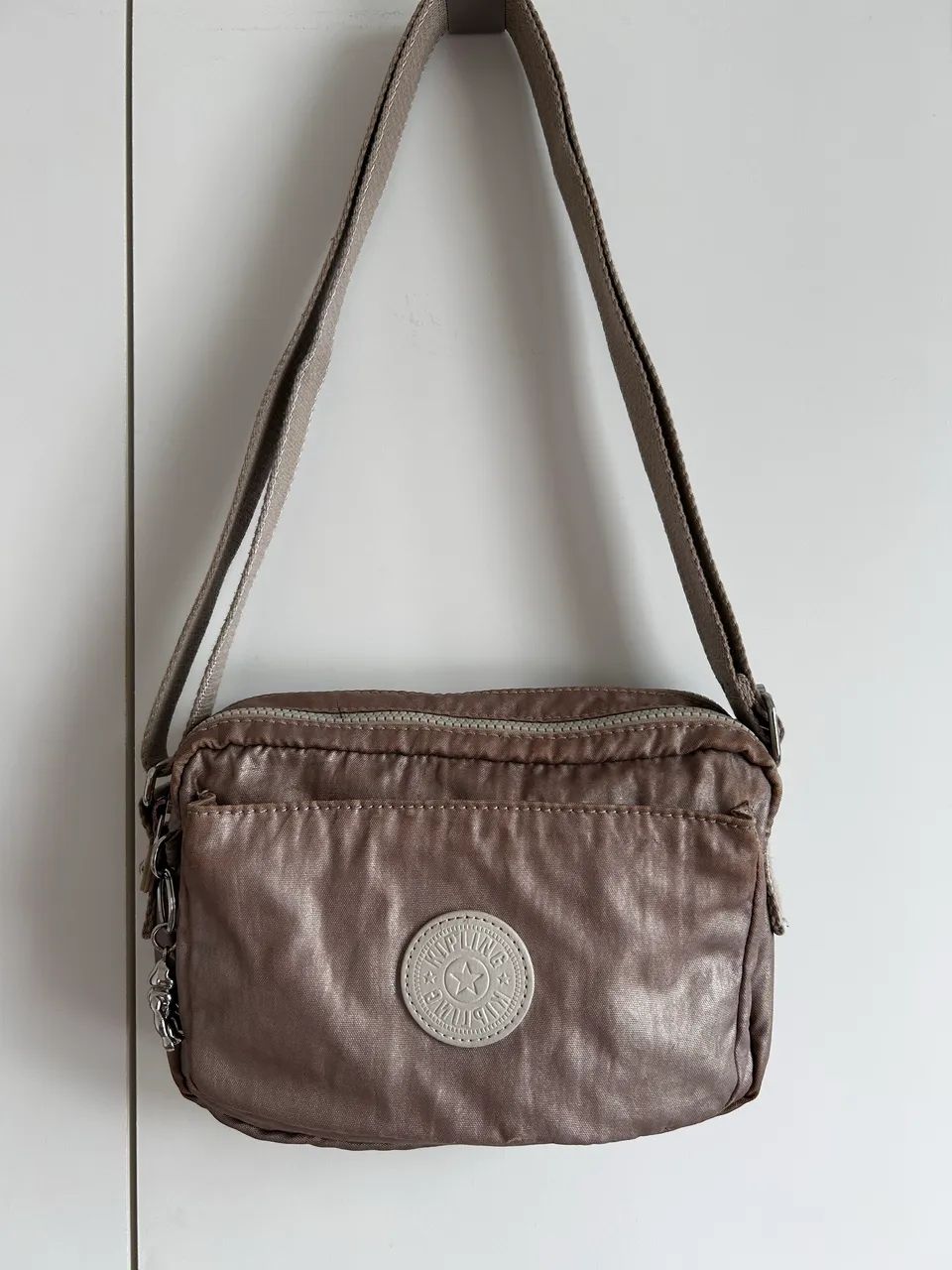 Bolsa Kipling Dourada  - Foto 2