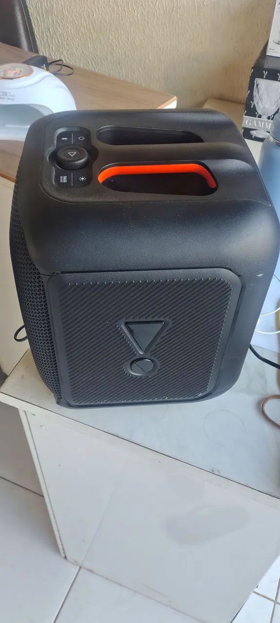 Caixa jbl original muito nova aem marca de iso - Foto 3