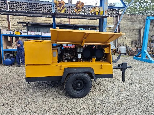 Compressor à diesel Atlas Copco XA 125 / 250 pcm / Motor perkins  - Foto 3