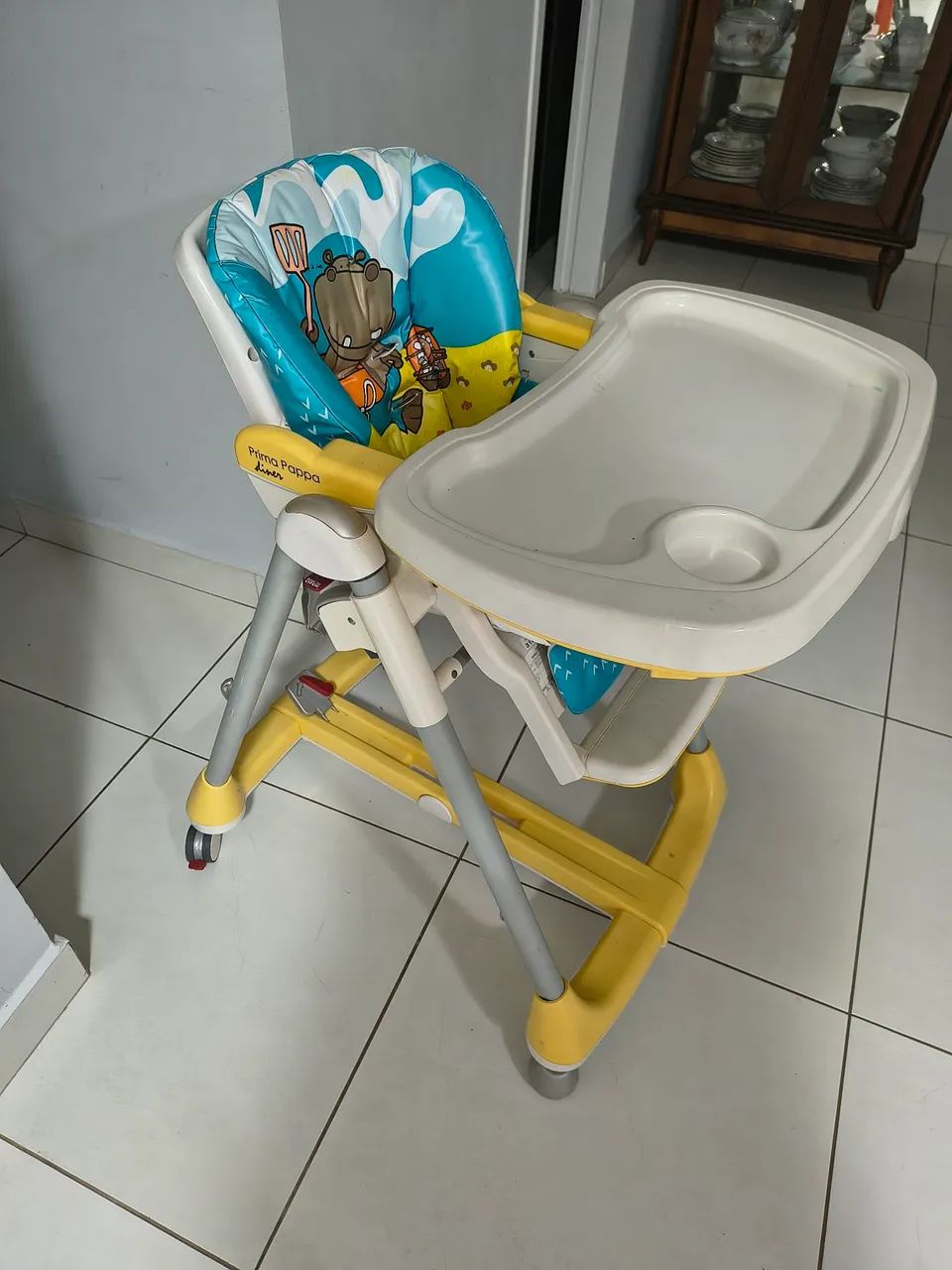 Cadeira de alimentação 
