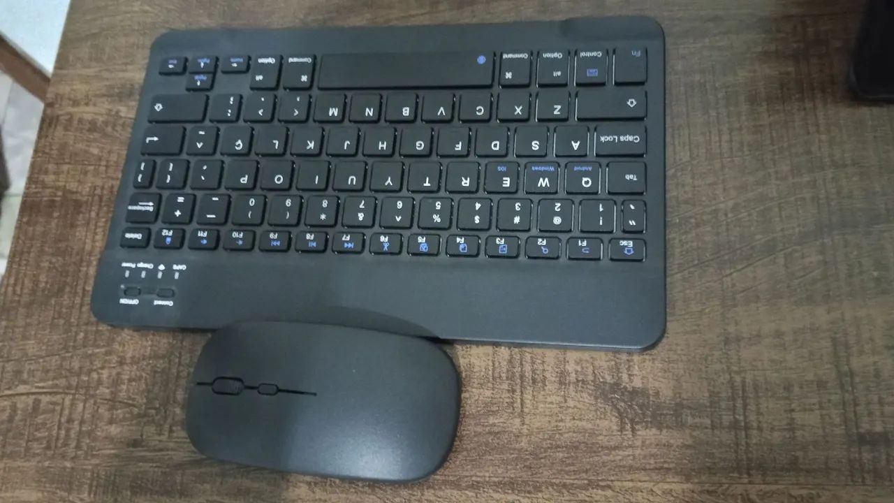 Vende-se um tablet com 1 kit teclado e 1 mause - Foto 2