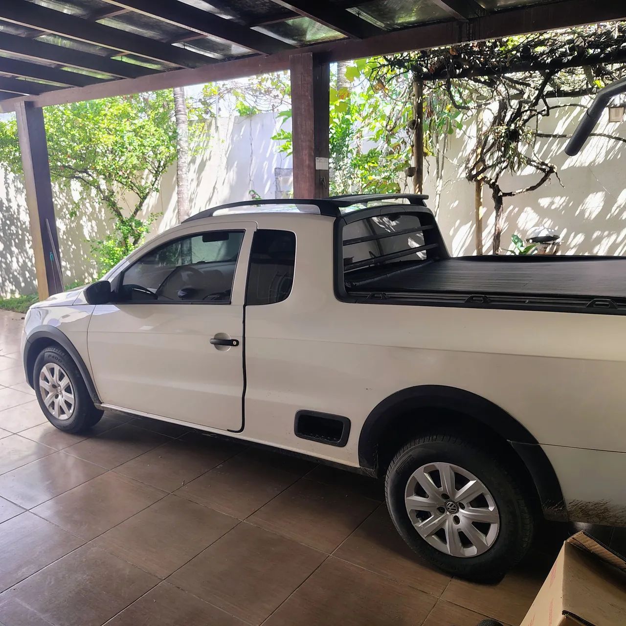 Volkswagen Saveiro Saveiro Trendline 1.6 T.Flex 8V 2015