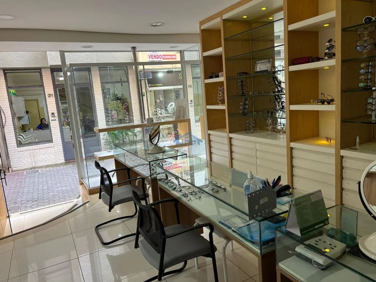 Prédio à venda e para alugar em Barueri, Centro, com 202 m², Cca - Foto 4