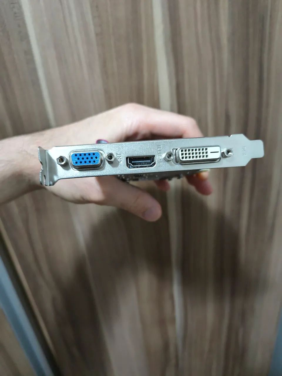 Placa de vídeo R5 220 (2GB) - Foto 3