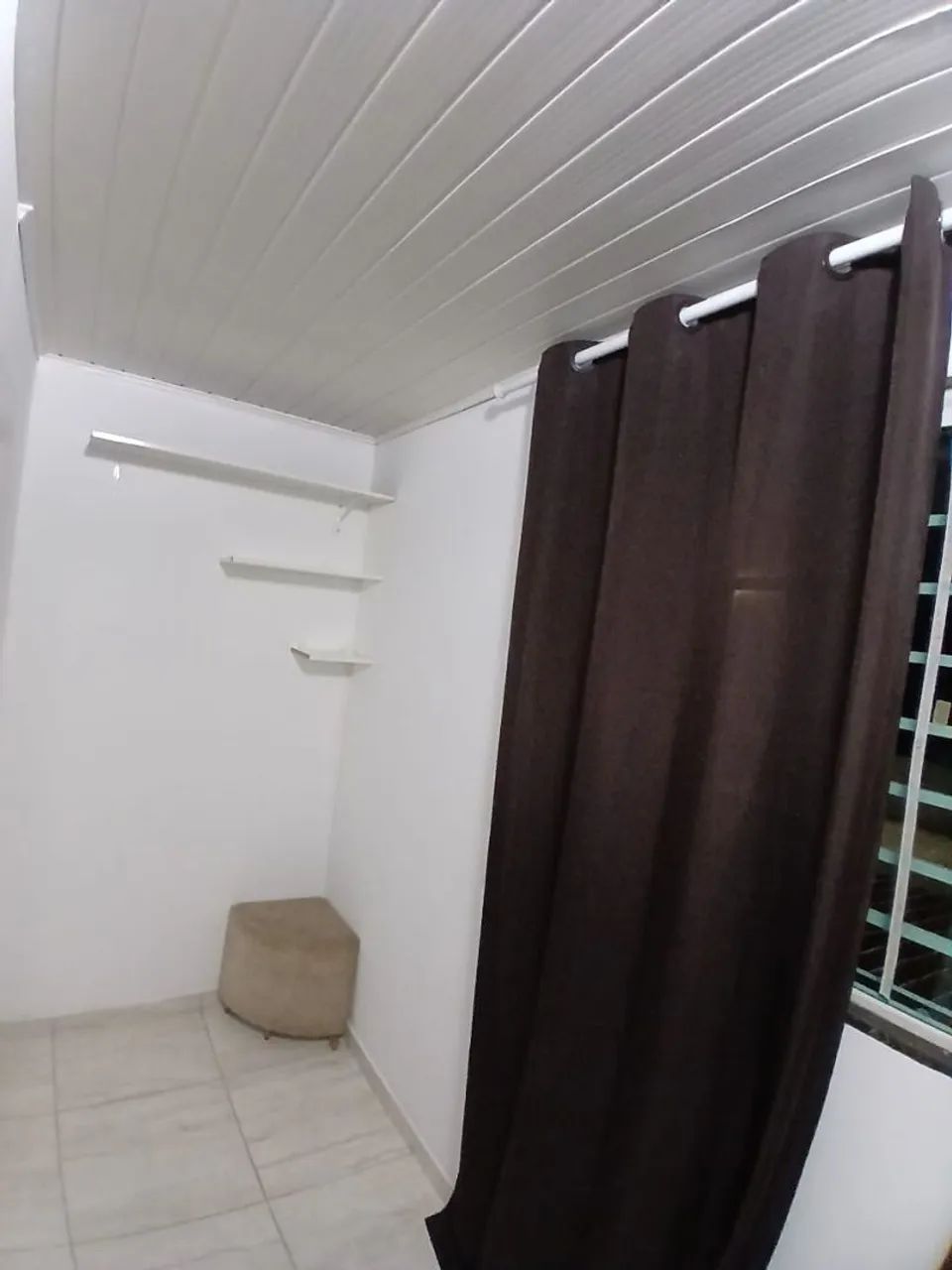 Alugo quarto mobiliado  - Foto 3