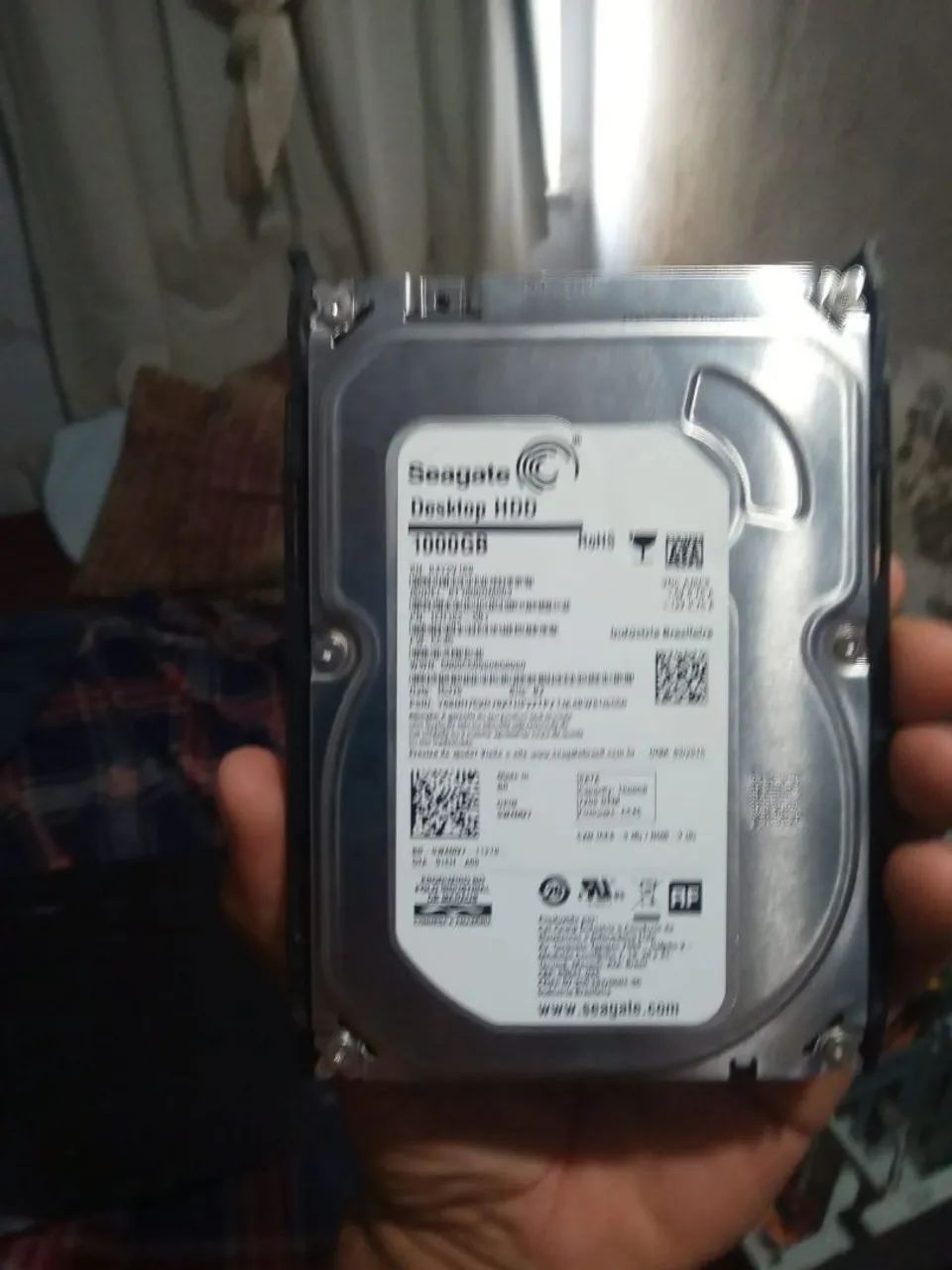 Hd 1tera416602395865917440