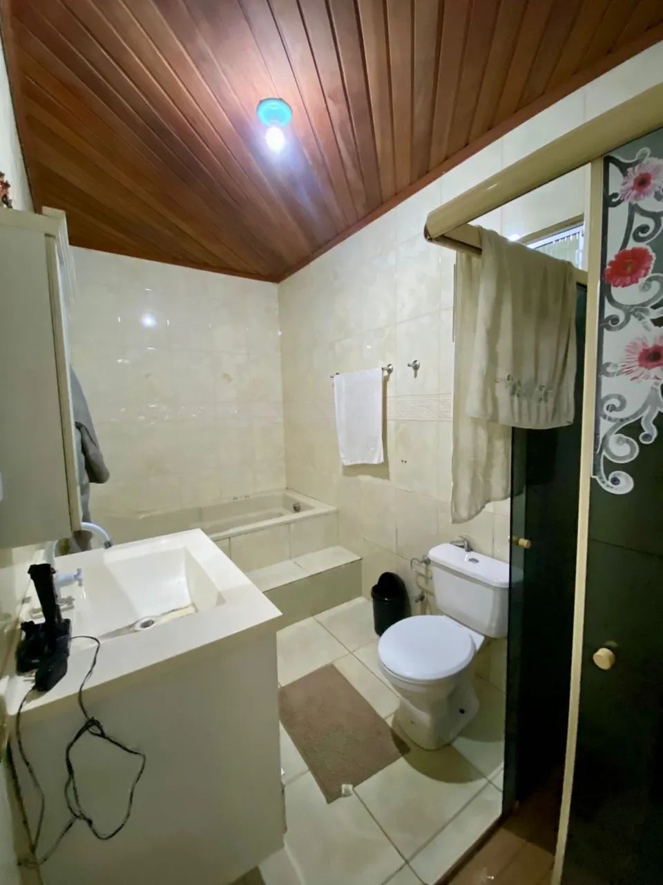 CASA GRANDE NO BAIRRO PEDRO ROSENO  - Foto 2