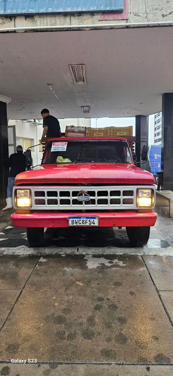 Ford F-4000 2.8 ISF Diesel 4X4 Manual 1981