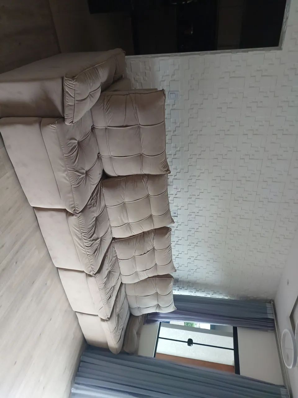 Sofa madeira de lei - Foto 4