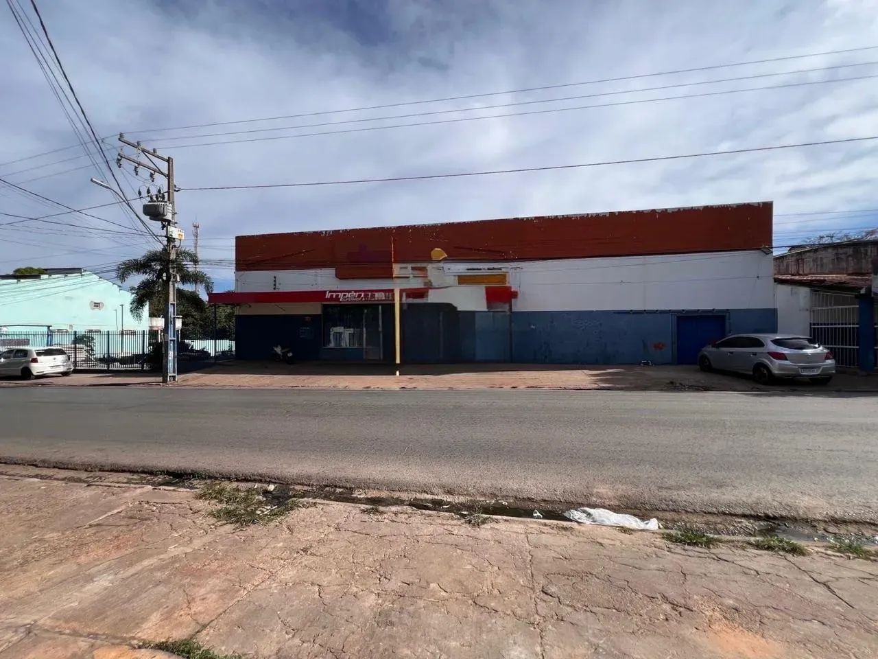Galpão/ Mercado para aluguel e venda com 800 m2 no Jardim Vitoria - Cuiabá - MT - Foto 4