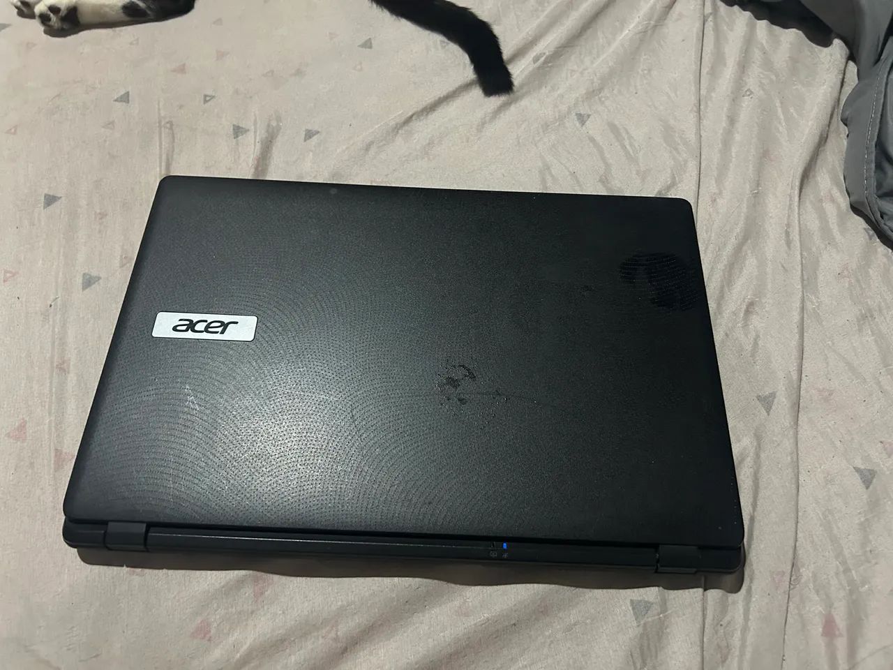 Vendo Notebook ACER 4GB RAM - Foto 2