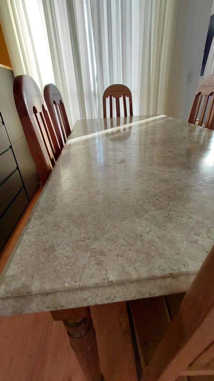 Jogo de MESA DE JANTAR retangular com 6 cadeiras. - Foto 2