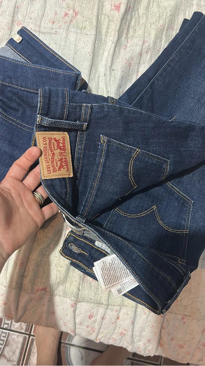 Calça levis fem  - Foto 2