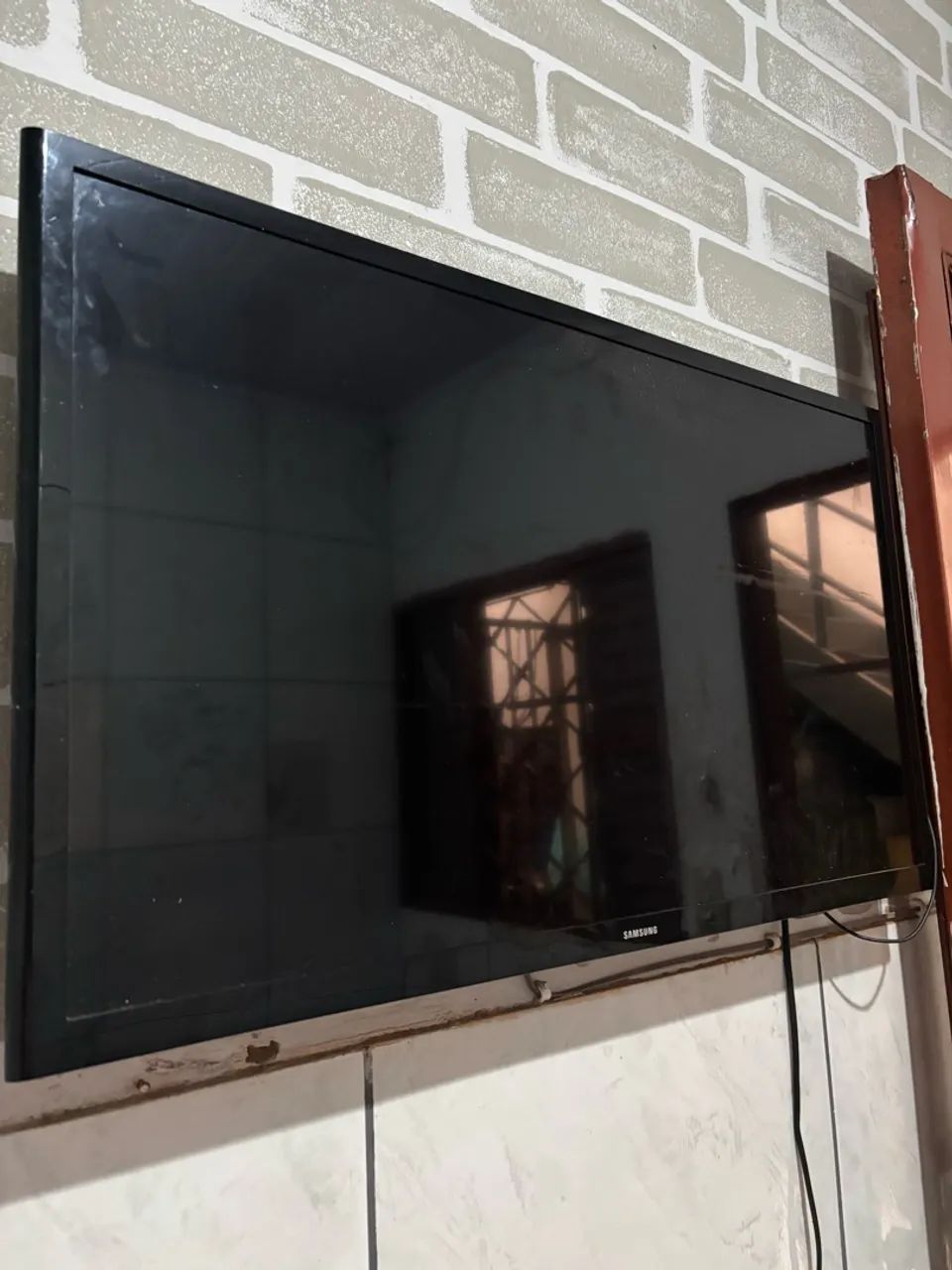 Tv  - Foto 2