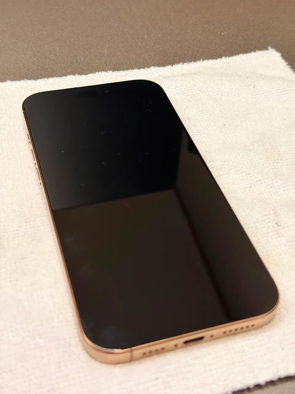 IPHONE 16 PRO MAX DESERT TITÂNIO - 256 GB  - Foto 2