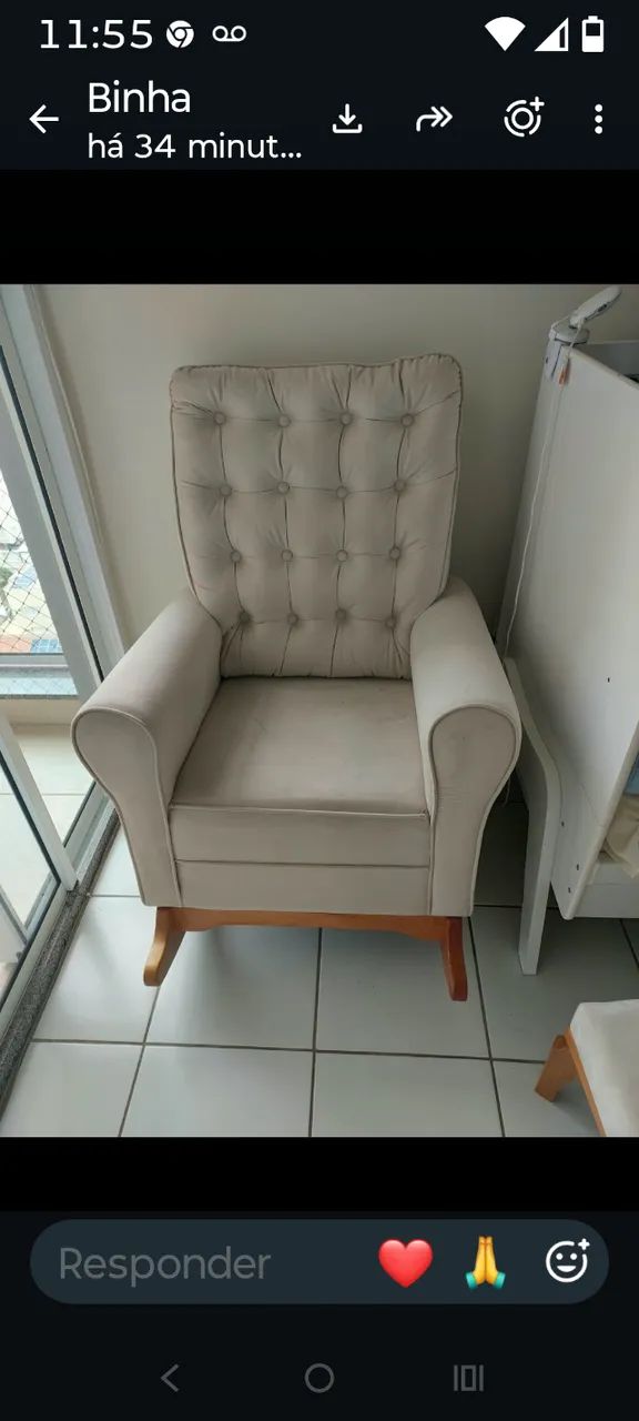 Poltrona de balanço de amamentação 