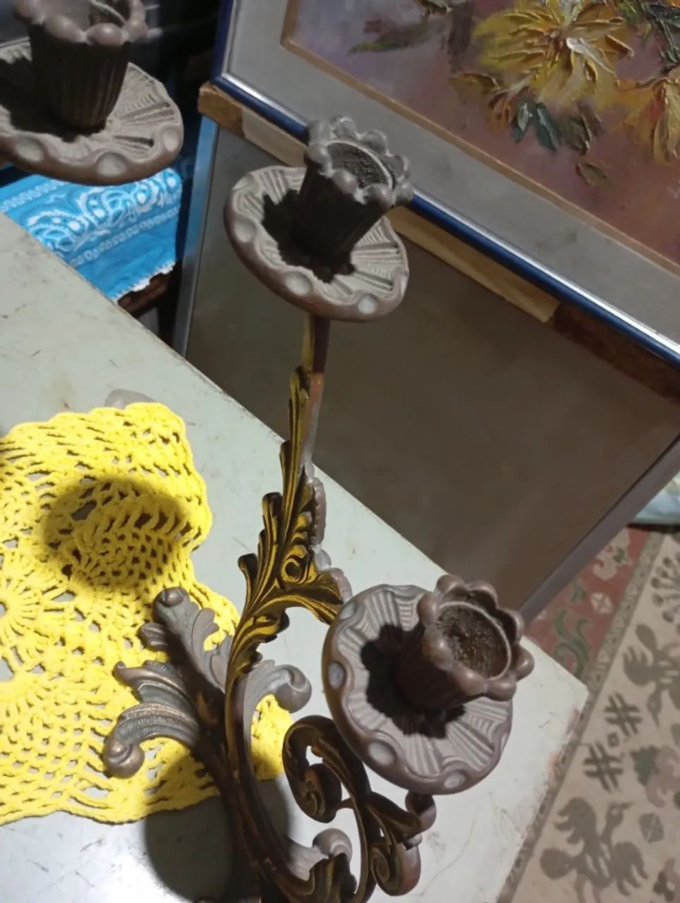 castiçal em bronze antigo trabalhado - Foto 5