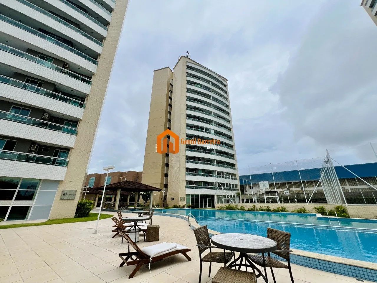 UM CLUBE PARTICULAR PARA CHAMAR DE CASA
