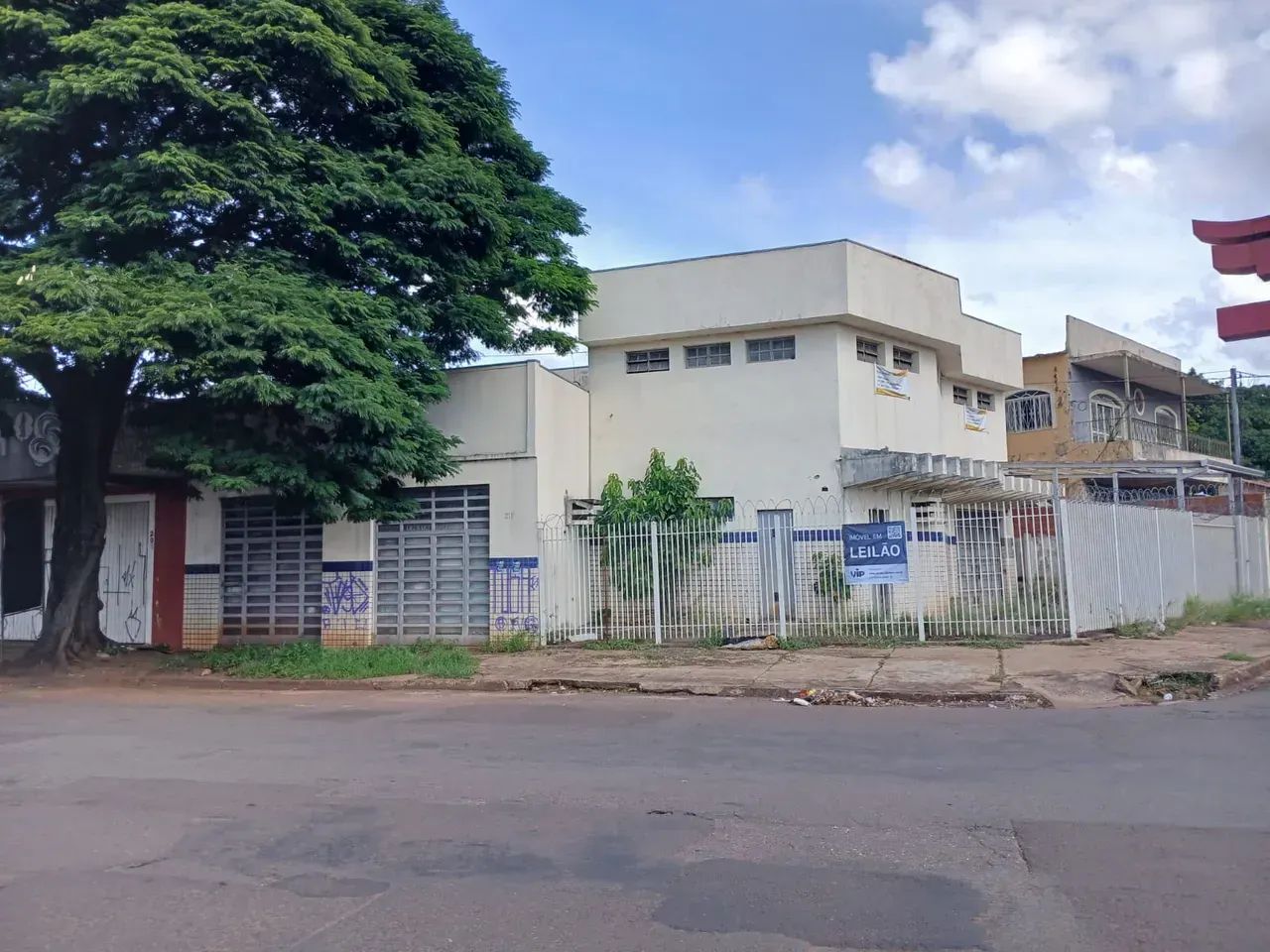 Prédio Comercial com 353,24 m² - Amambaí CAMPO GRANDE MS - Foto 3