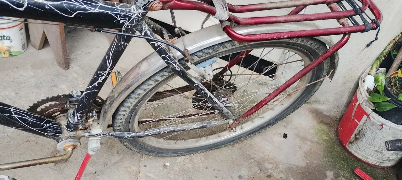 Vendo bicicleta aro 26 de macha  valor 600 - Foto 4
