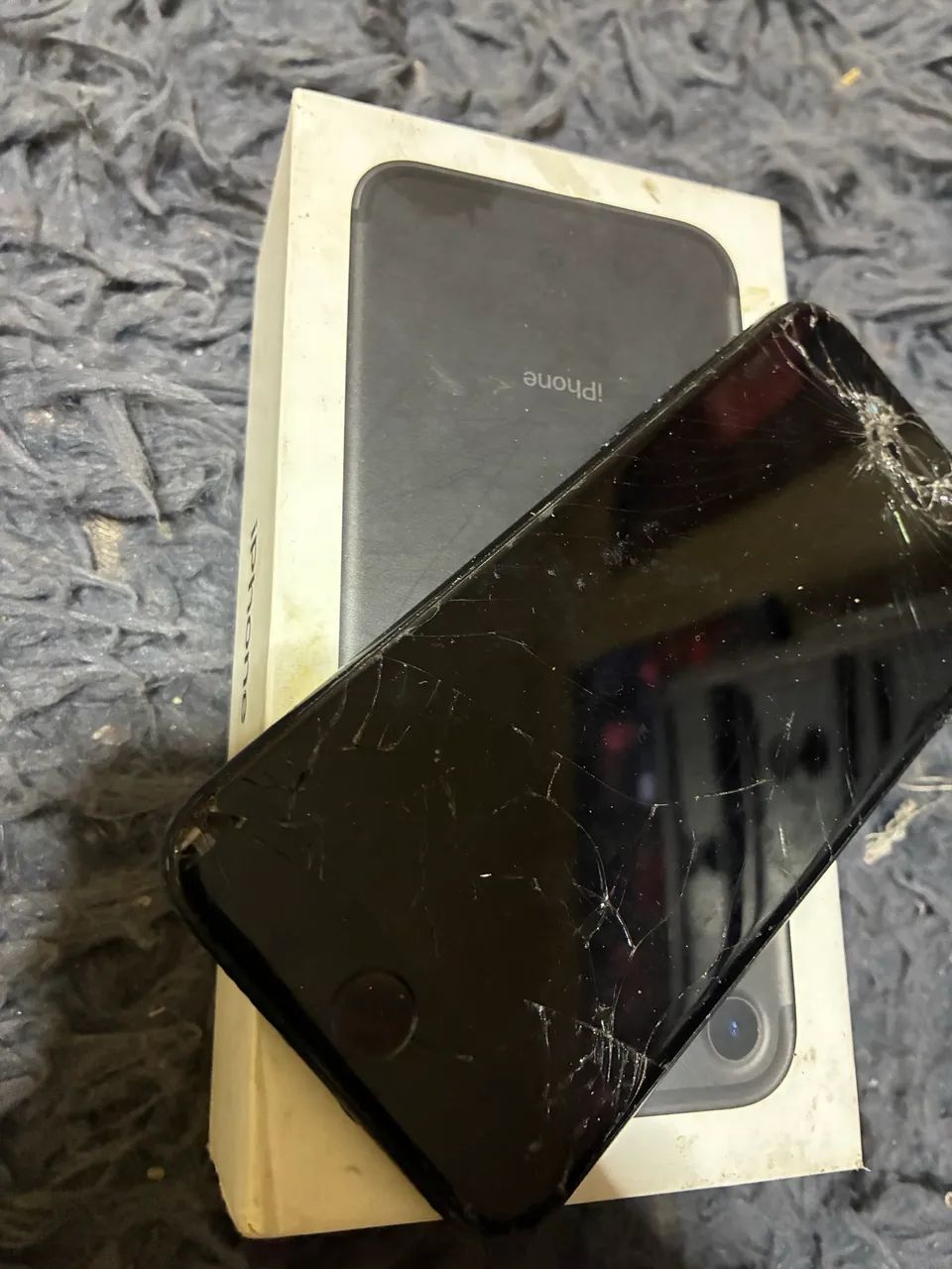 iPhone 7 quebrado para retirada de peças  - Foto 2