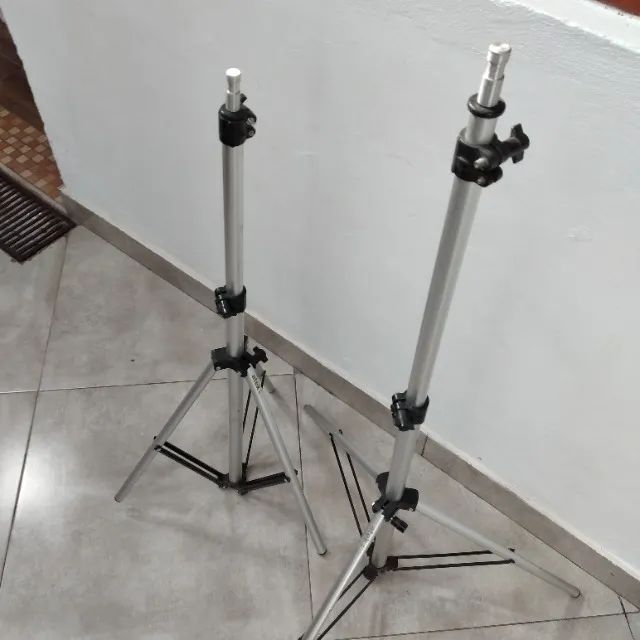 Tripés de Iluminação - Foto 4
