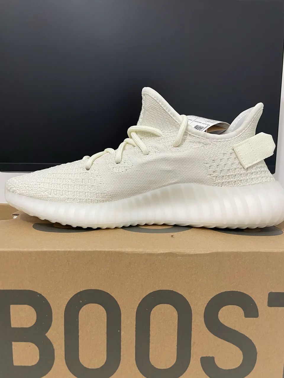 Tênis Adidas Yeezy - Foto 5