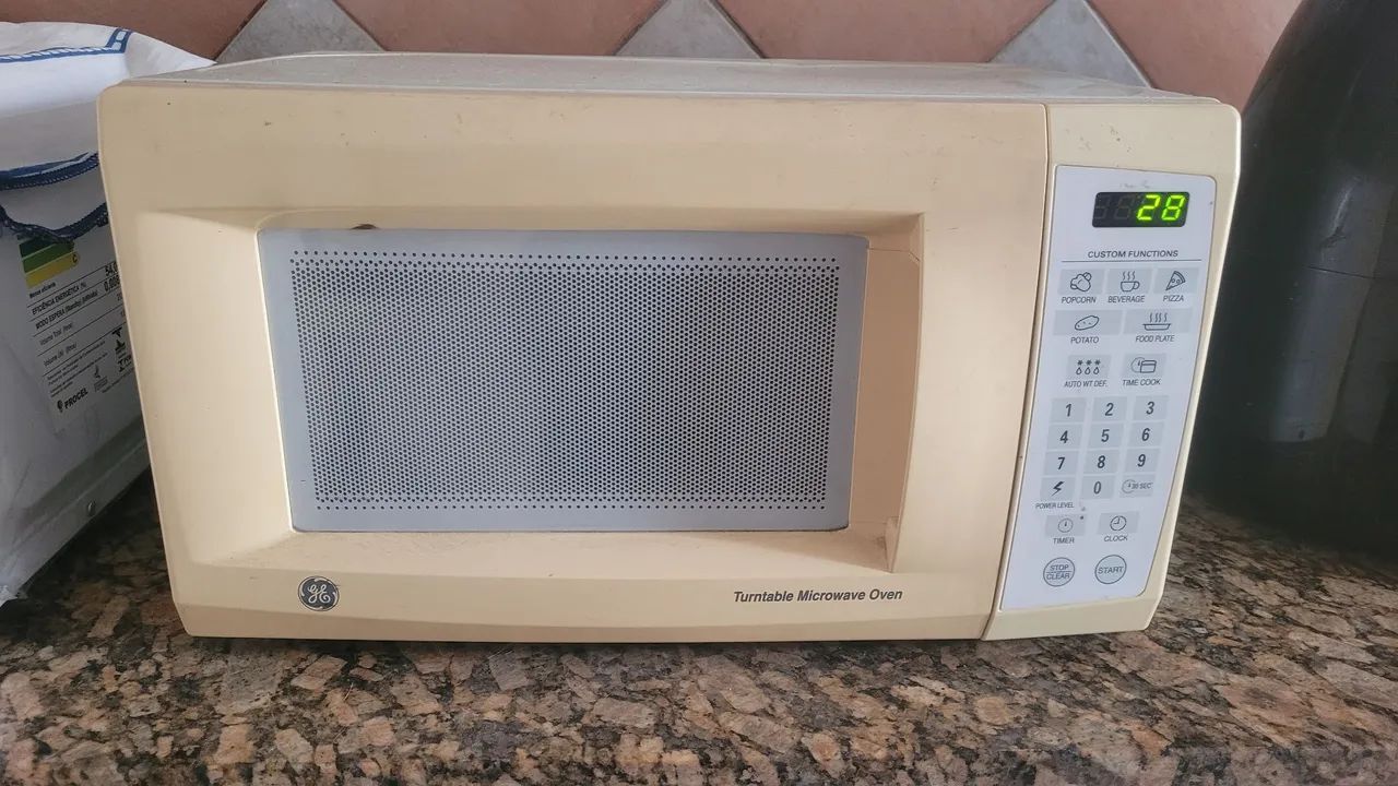 Microondas GE (Com defeito)