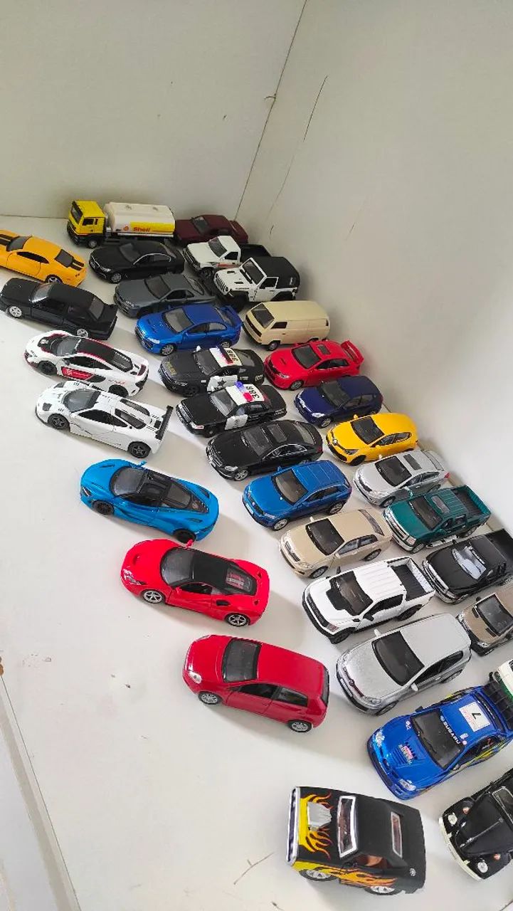 Coleção miniaturas 1/36 - Foto 2