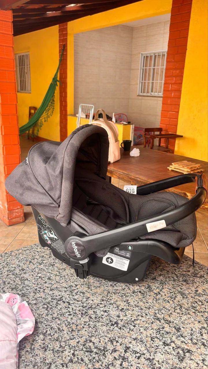 Carrinho de Bebê com bebê conforto - Romanzo  - Foto 5