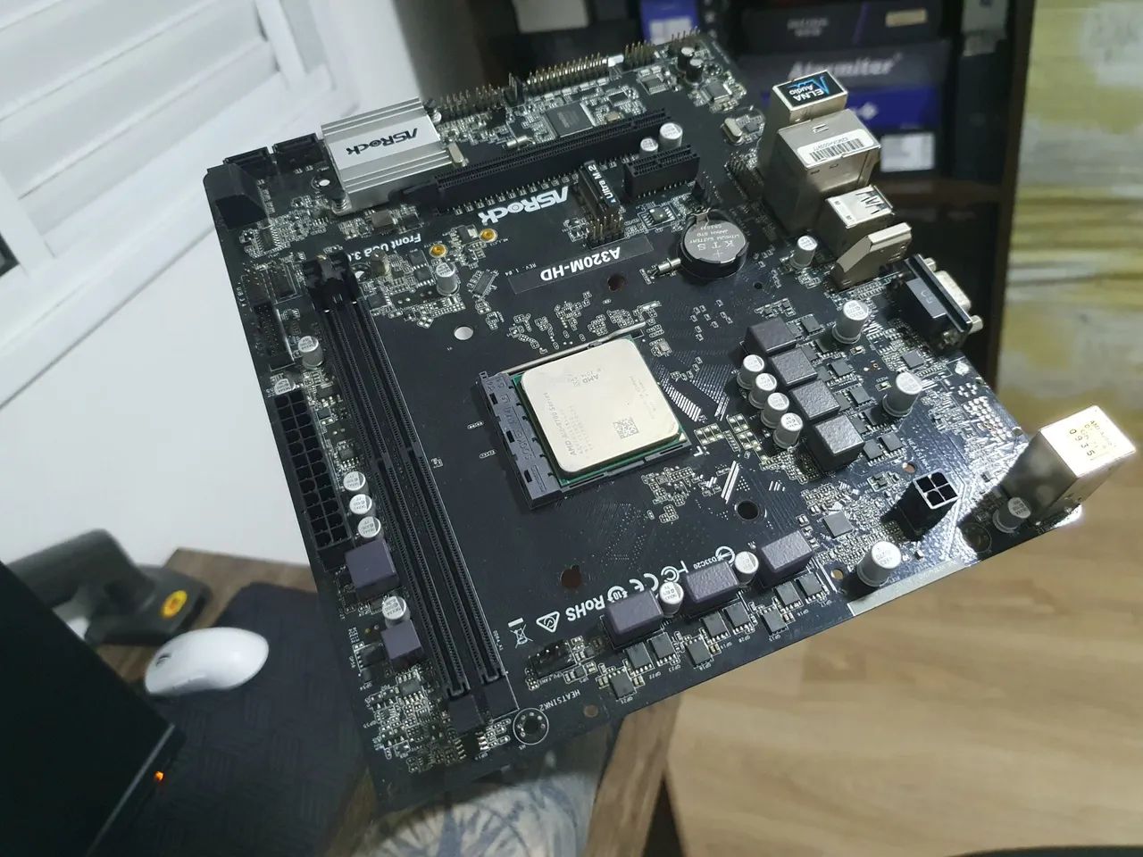 Kit AM4 - Asrock A320M-HD / A10 9700 R7 - Foto 4