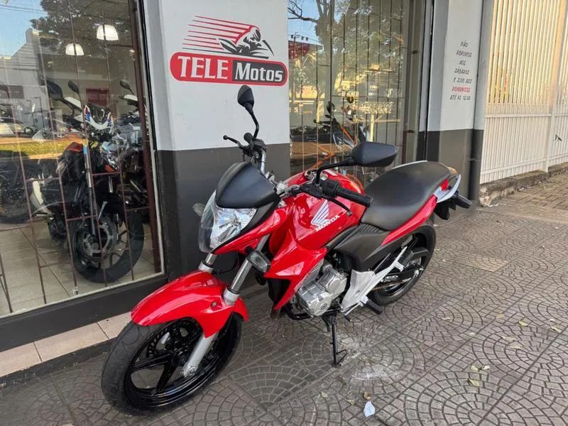 HONDA CB 300R 2010 - Foto 4