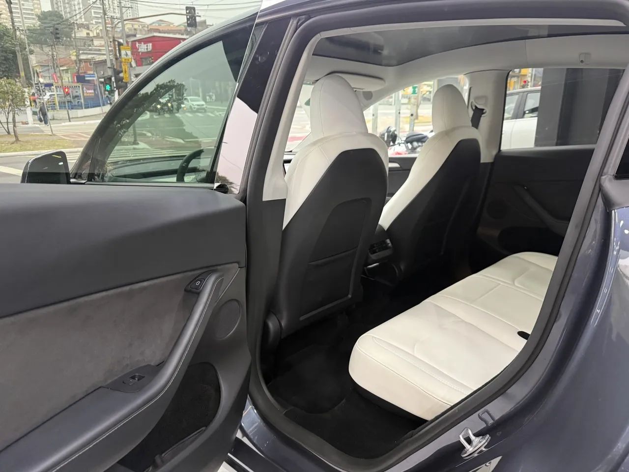 Tesla Model Y Performance, foto 19 de 20