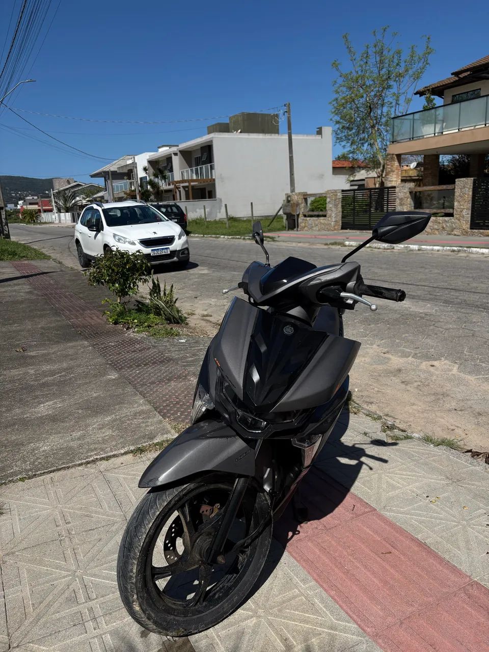 VENDO YAMAHA QUASE NOVA 