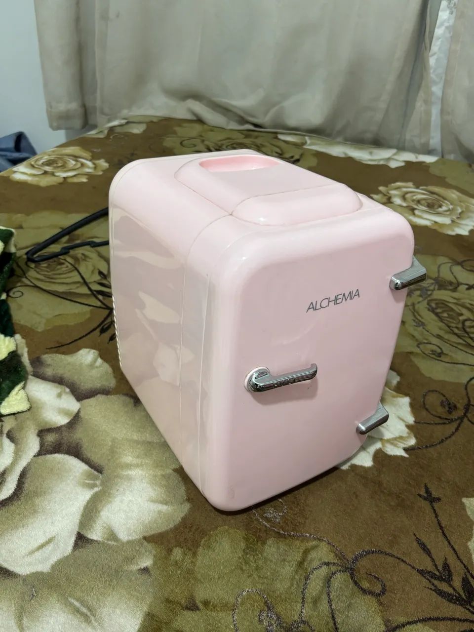 Geladeira de skincare da renner