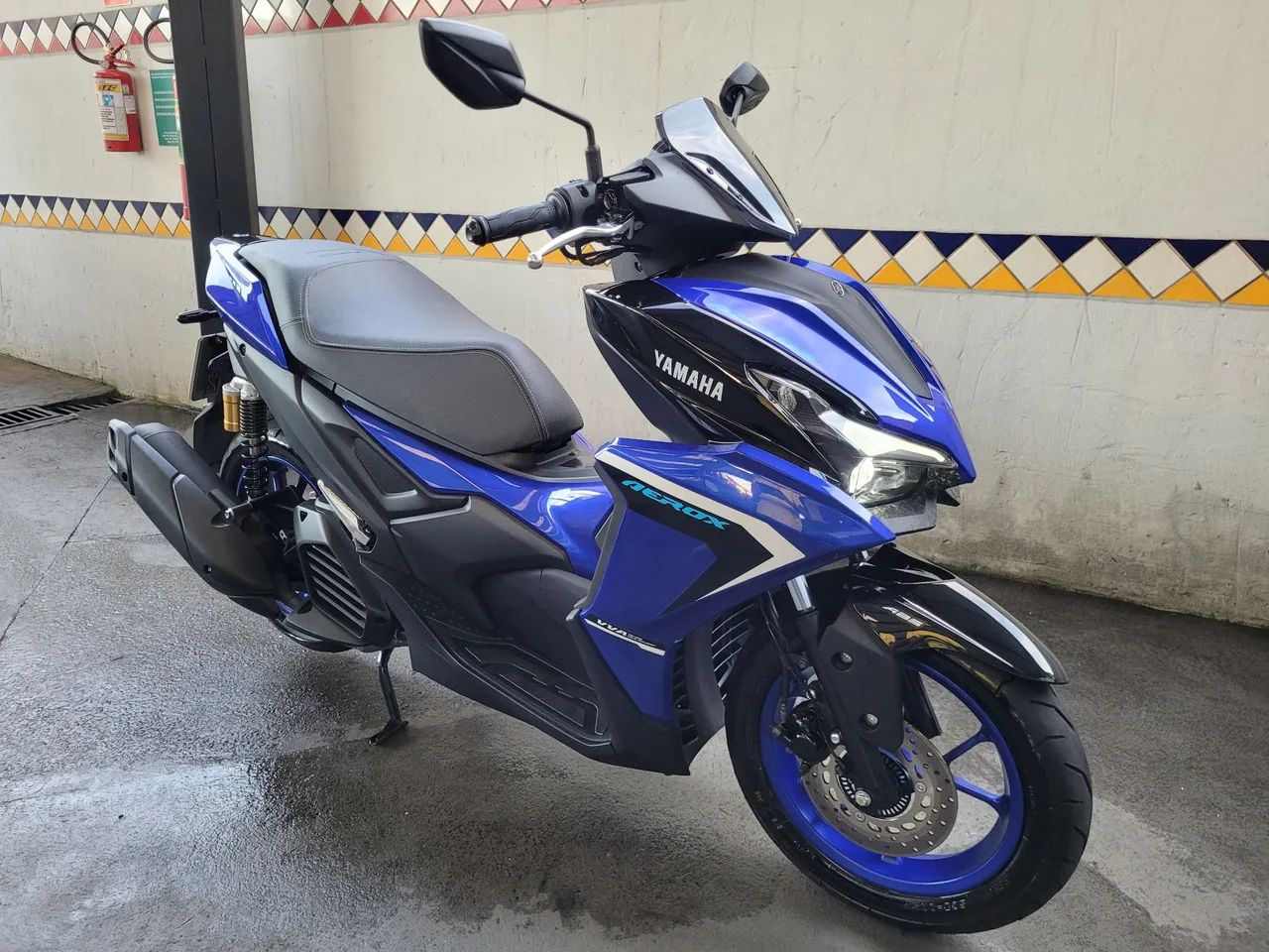 AEROX CONNECTED ABS