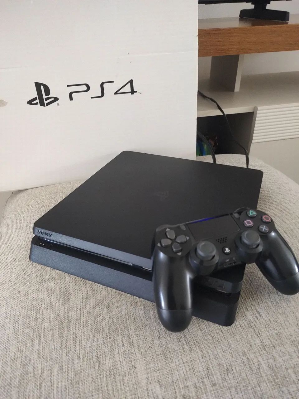 PS4 Slim + Controle Original DualShock 4 - Funcionando Perfeitamente - Foto 2