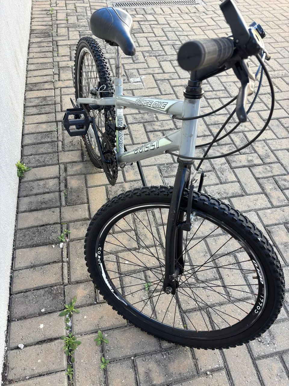 Bicicleta aro 24 colli  - Foto 4