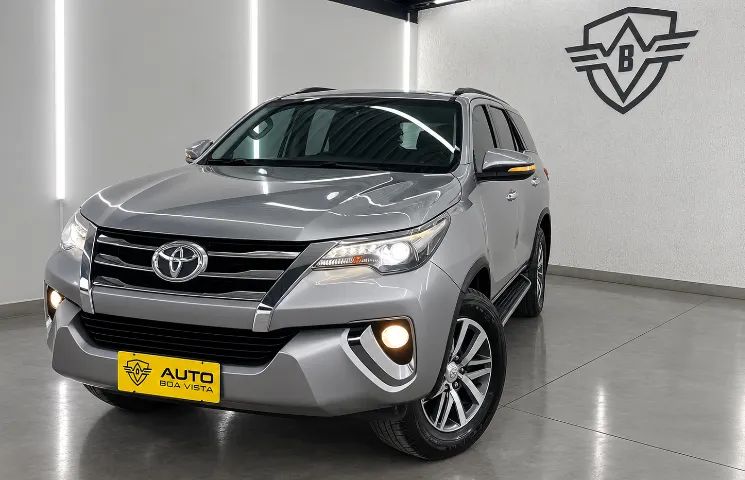 Toyota Hilux SRX 4X4 AT 2.8 TB 2016