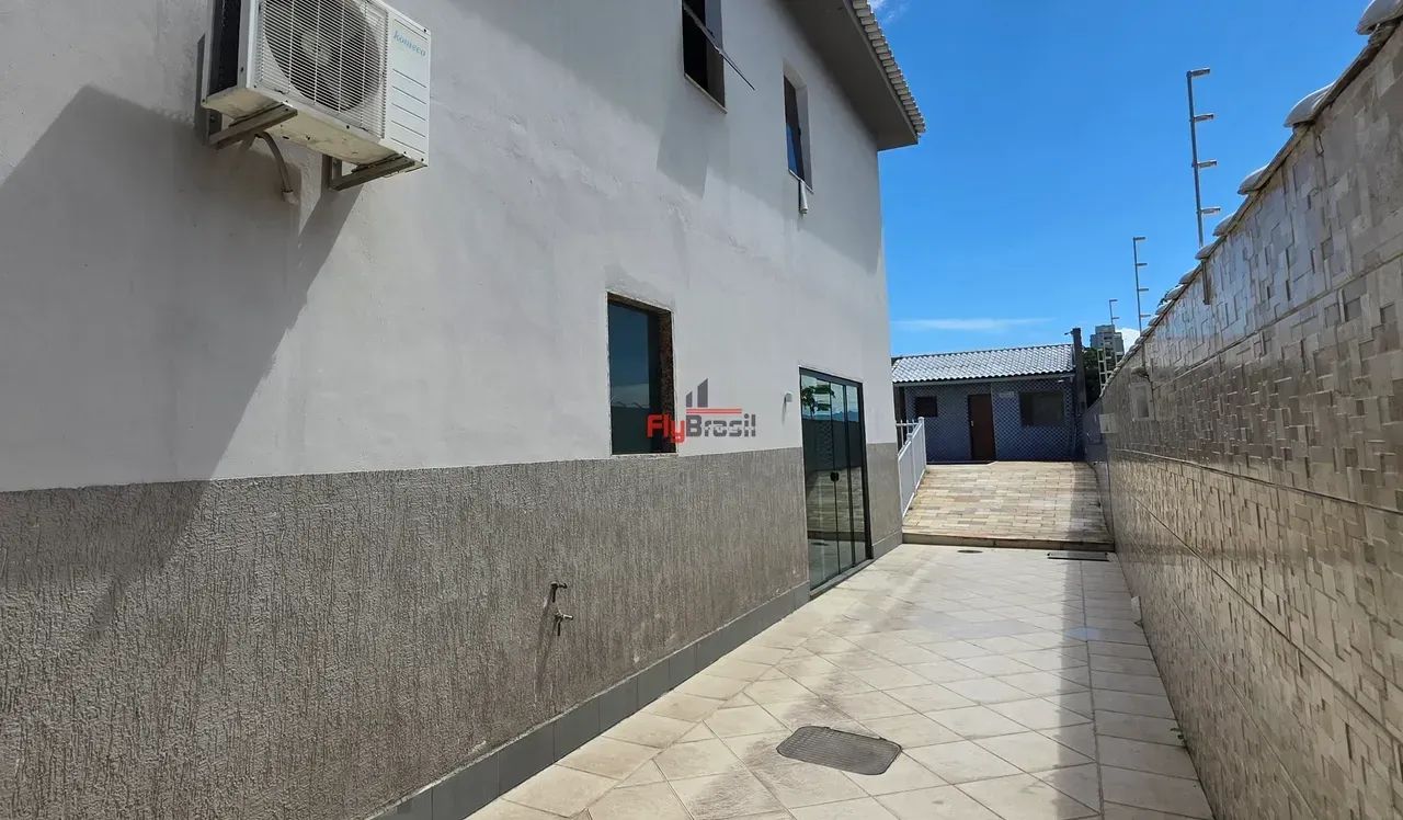 Casa com 4 quartos, quintal e piscina - Foto 3