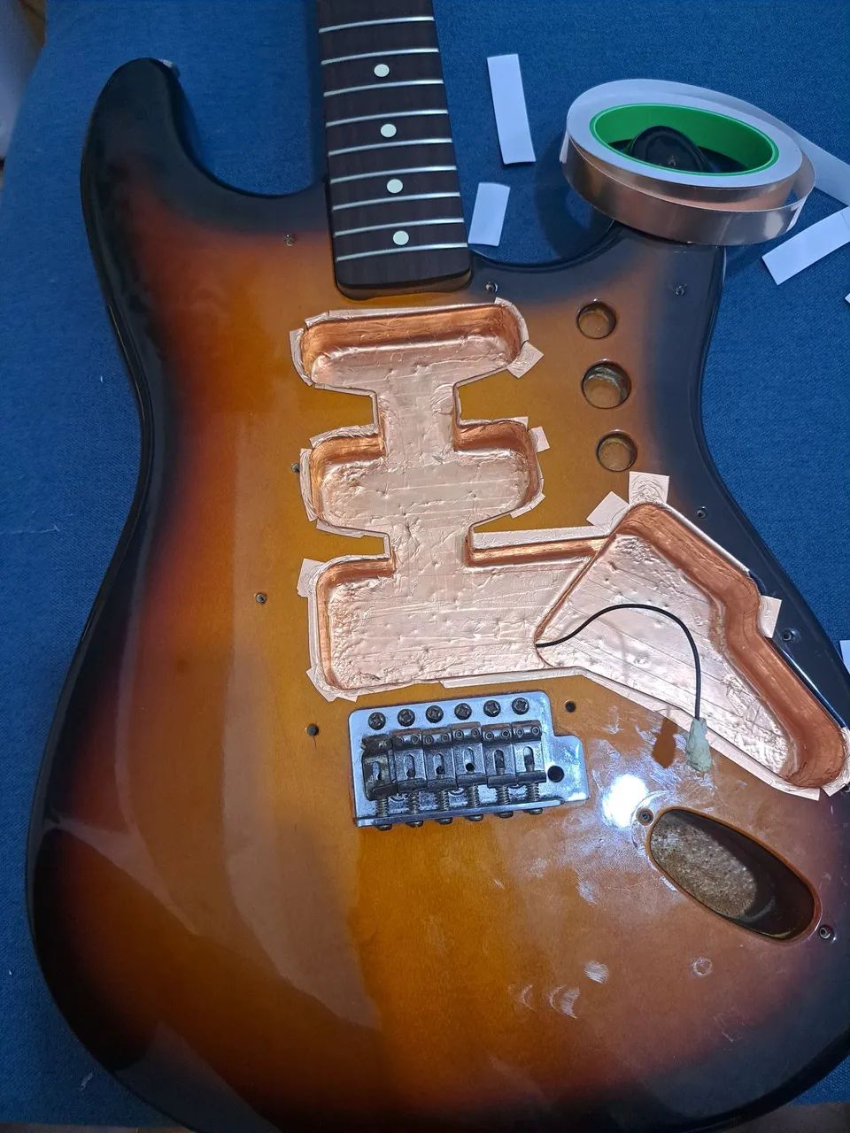 Guitarra Fender Stratocaster Standard 1999 - Foto 3