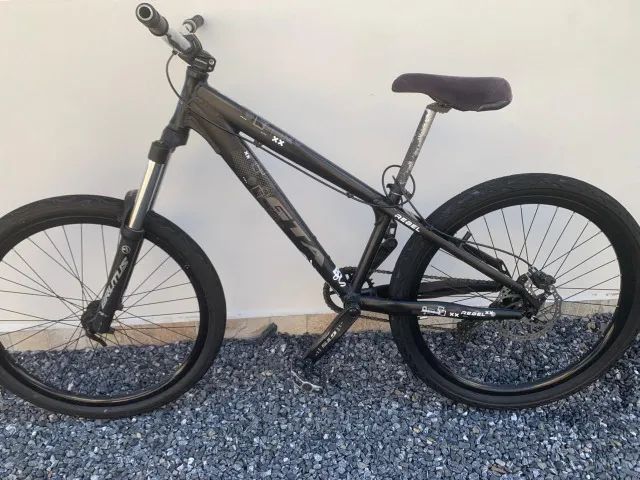 Bicicleta aro 26 GTA - Foto 3