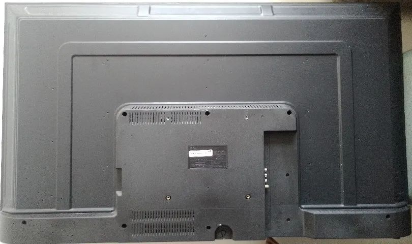 TV Britania 4K Roku 50 polegadas - defeito na tela  - Foto 3