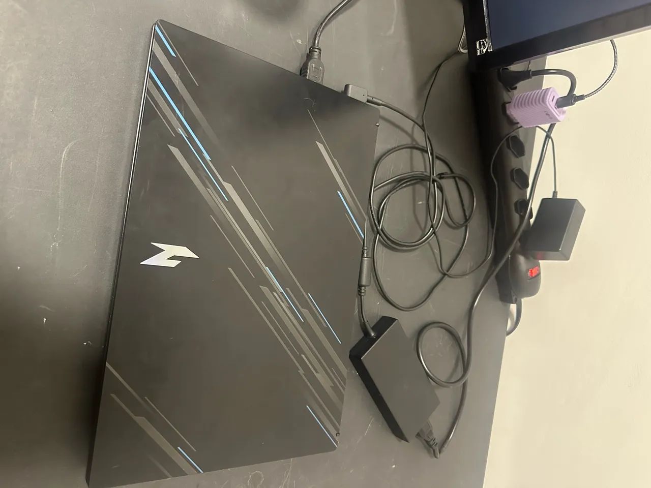 Acer nitro V15 - Foto 2