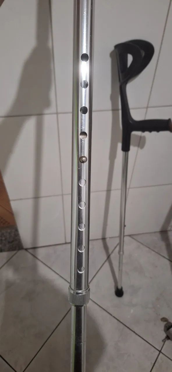 Par de muletas ajustáveis - Foto 2