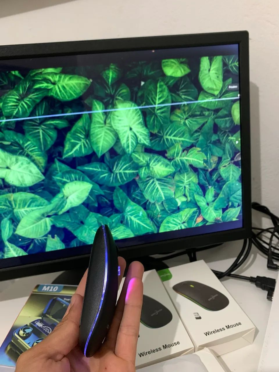 Mouse sem fio com conexão 2.4G + Bluetooth RGB com três toque DPI - Foto 3