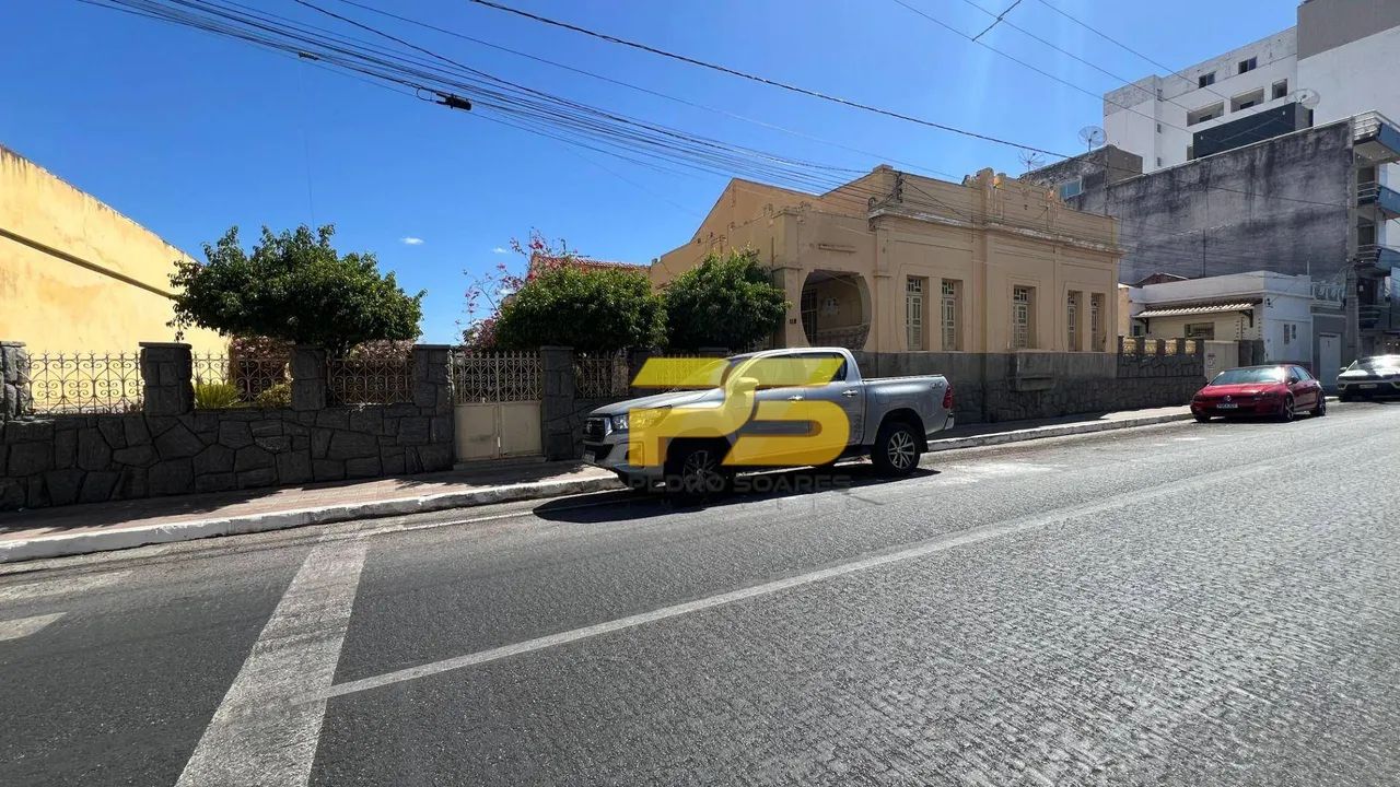 Área de Esquina com Casa e Pontos Comerciais à Venda no Centro de Patos  PB - Foto 4